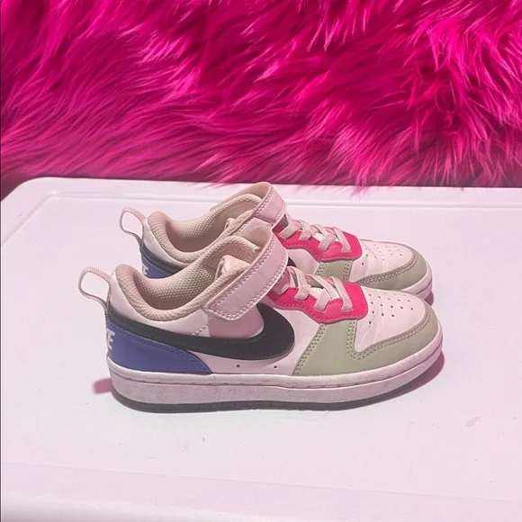 Nike Kids Sneakers in Pink, White, and Green - Picture 2 of 6
